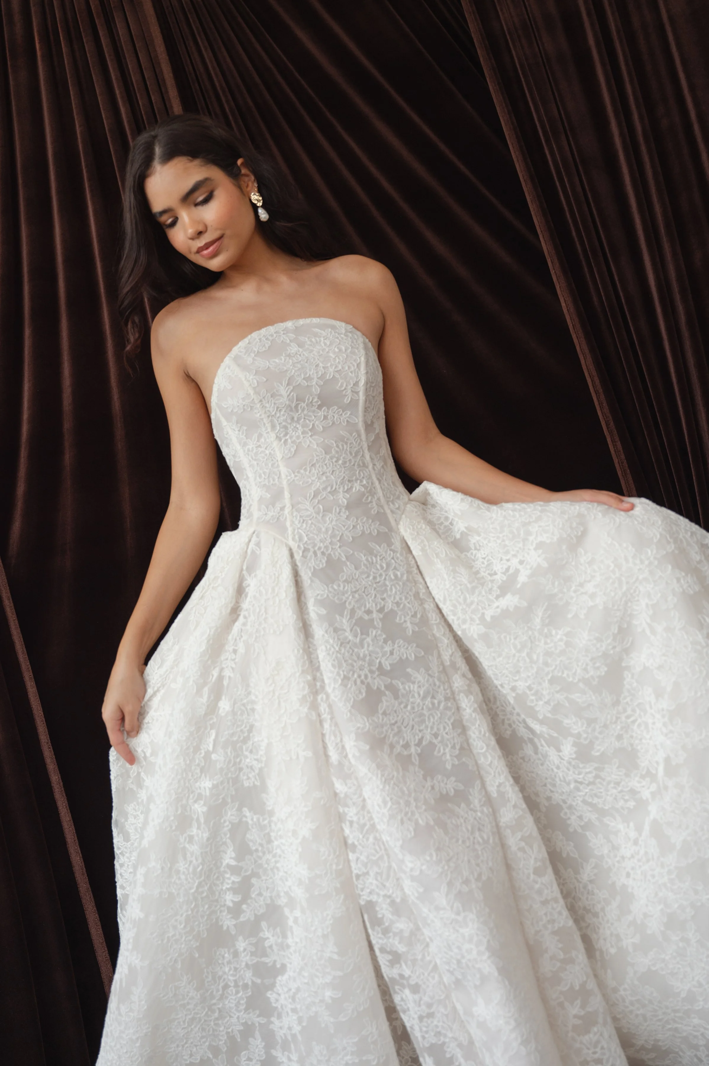 Ember_French_Vanilla_35244_Edited_Avoid Pleat_2400x3600.jpg