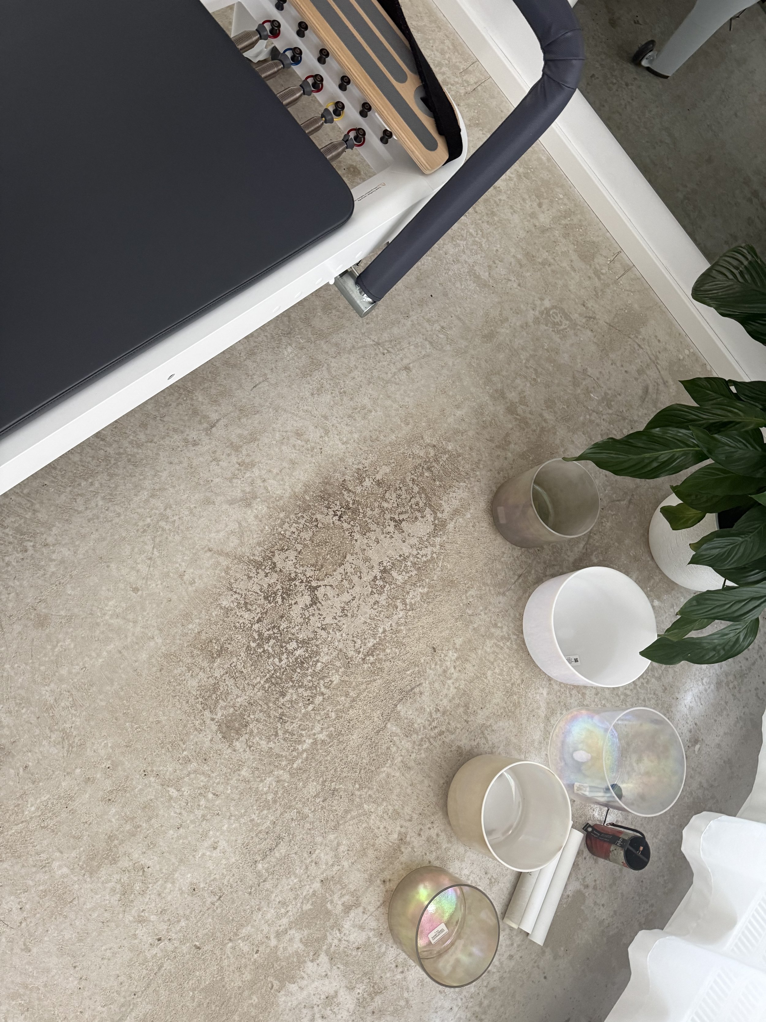 Reformer Pilates, Sound Bath, Pilates Frankfurt