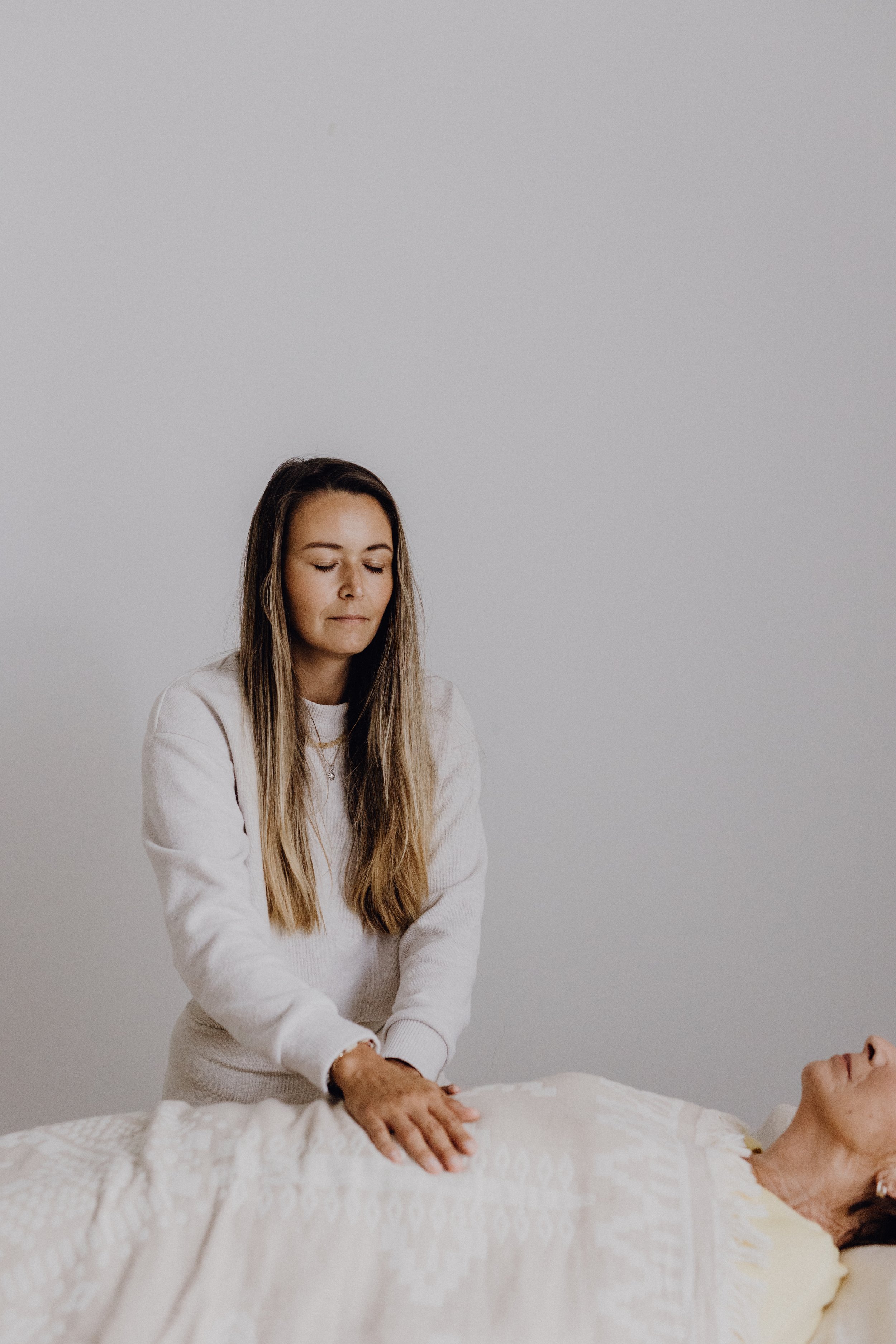 1. Reiki Grad Online Kurs, Reiki online Ausbildung, Reiki Kurs online, Reiki lernen