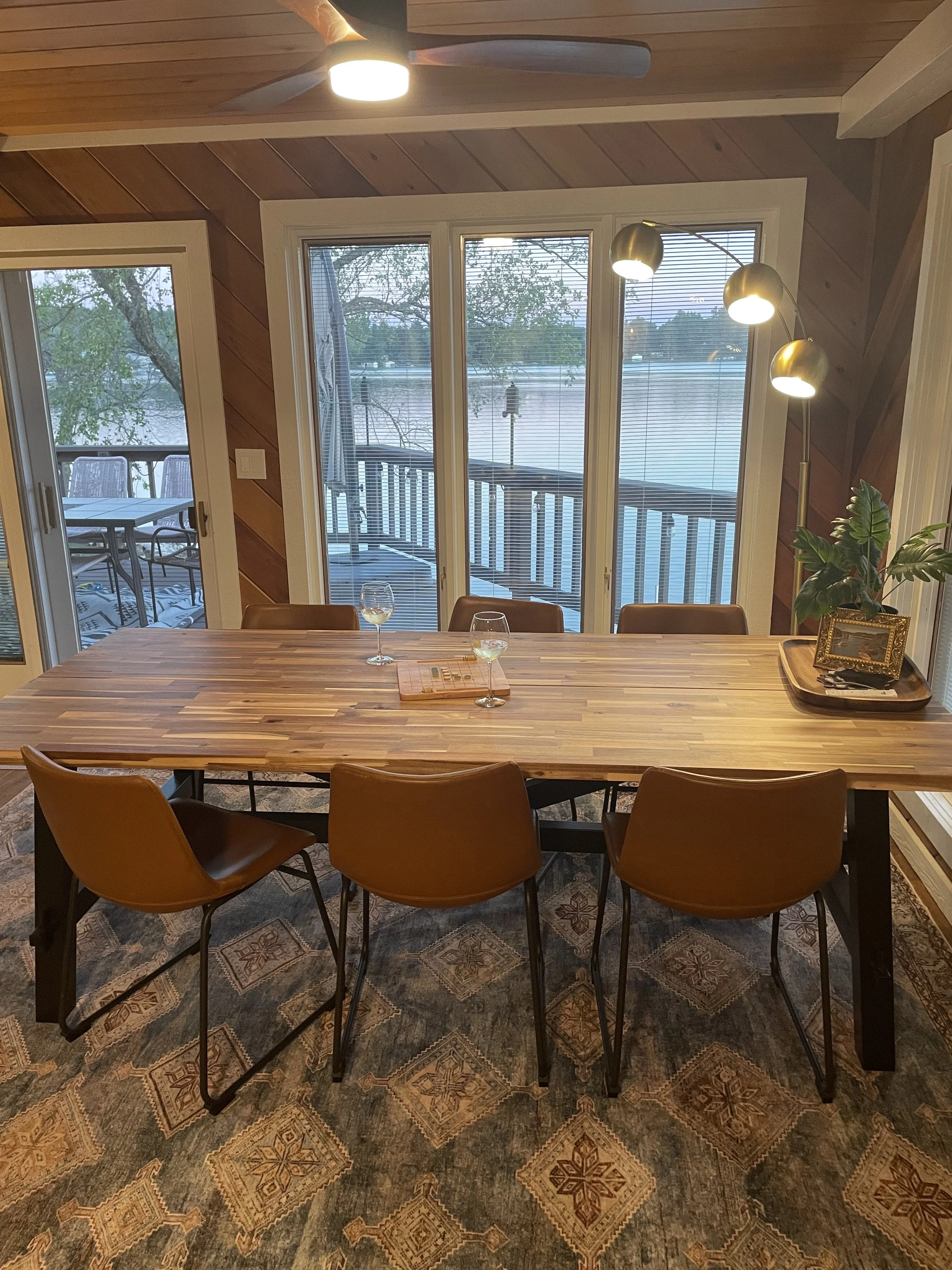 Upstairs dining area