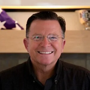Scott Broomfield Headshot