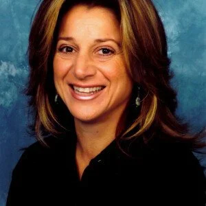 Joy Pettirossi-Poland Headshot