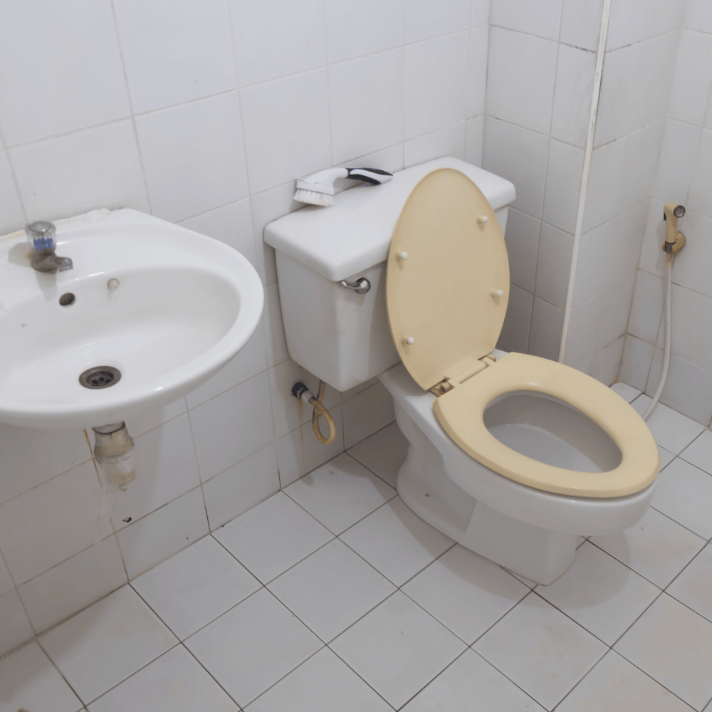 Toilet Repairs That Look DIY Friendly But Usually Fail, and Why