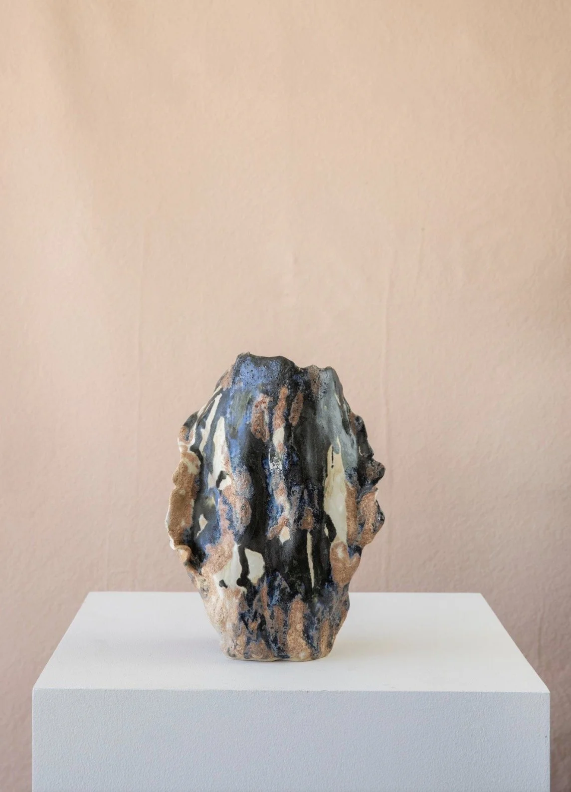 Drip-
Porcelain Paper Clay Vessel
9"Hx4"W