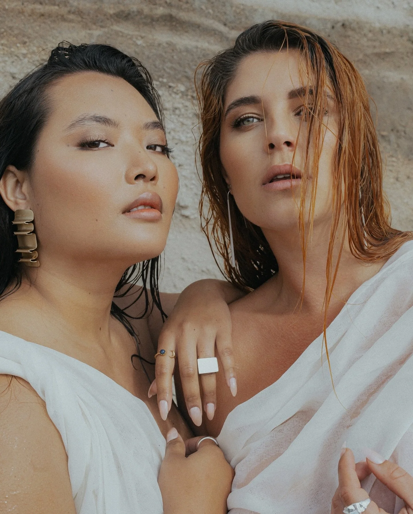 Something pretty ethereal and captivating from the archives.

A creative collaboration w the best 
MUA - @sophie.garth 
Models - @oliviaklinac @zozzy_bear