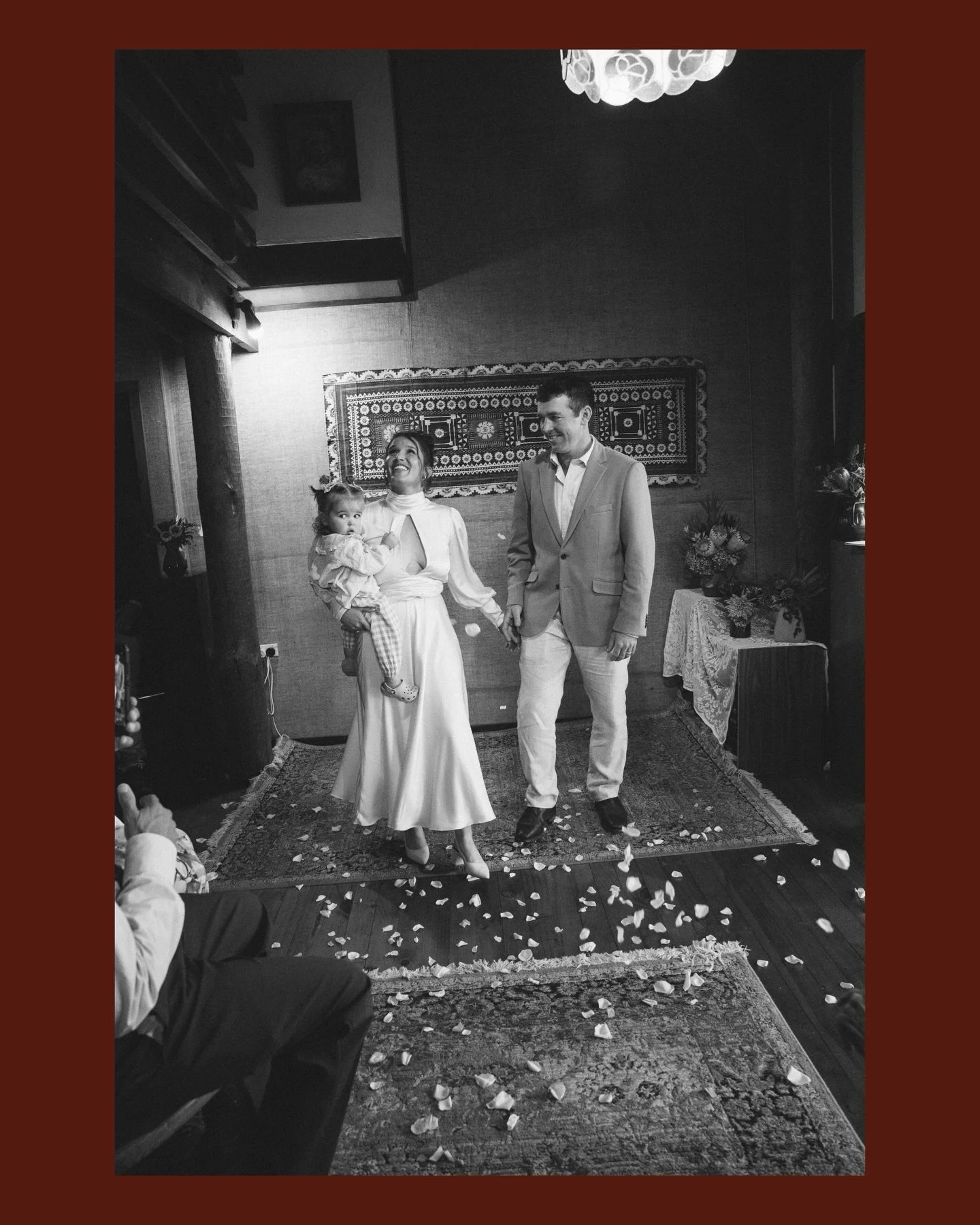 Marcela &amp; Micks wedding was the best of the best. 

Cooks beach, with a cyclone on its way. 
Last minute decisions to get married in the &lsquo;getting ready&rsquo; house, a family friend&rsquo;s beach house, that was MADE for this wedding I tell