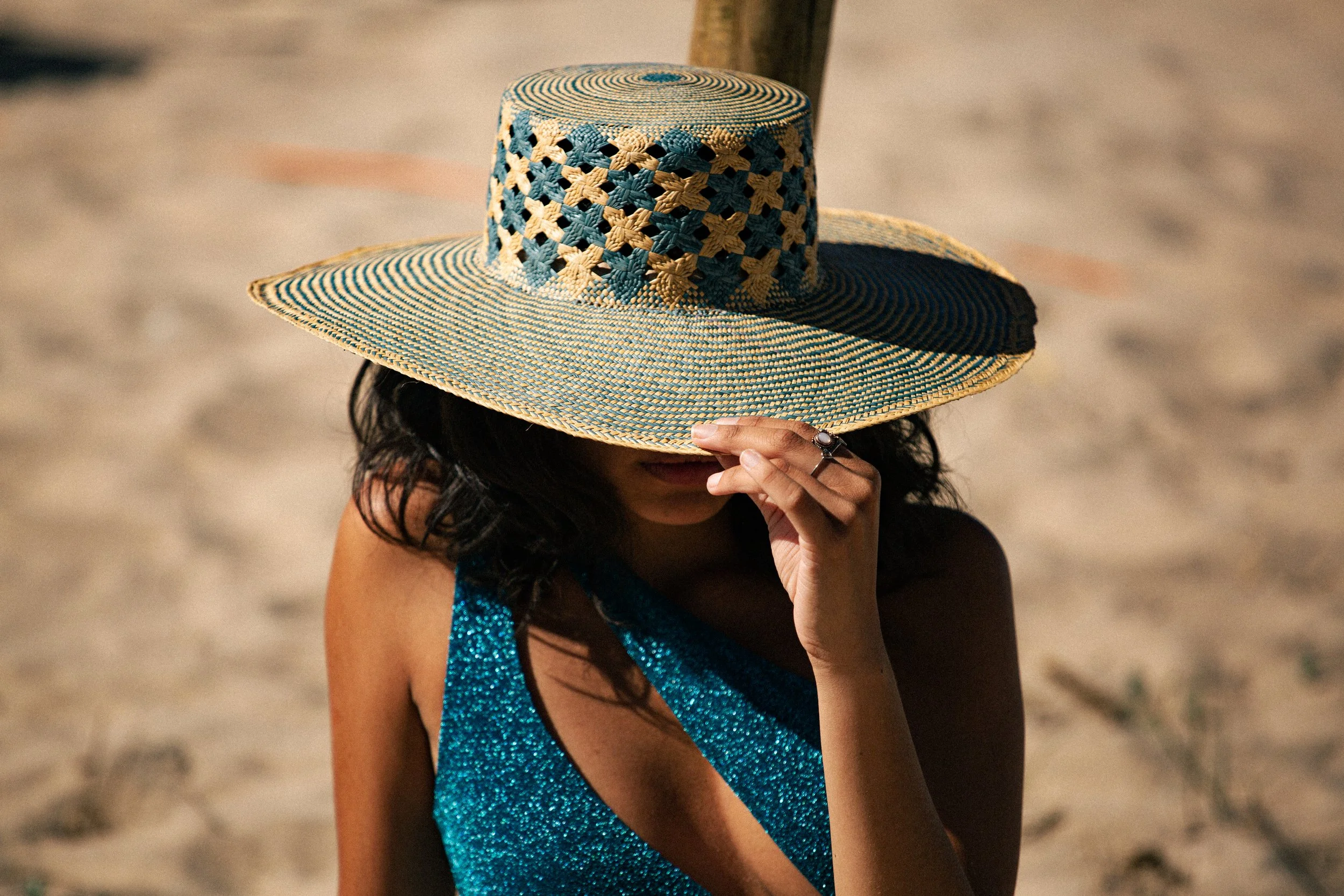 Elegancia Tropical - Designer Panama Hats and Wool Hats display picture 2