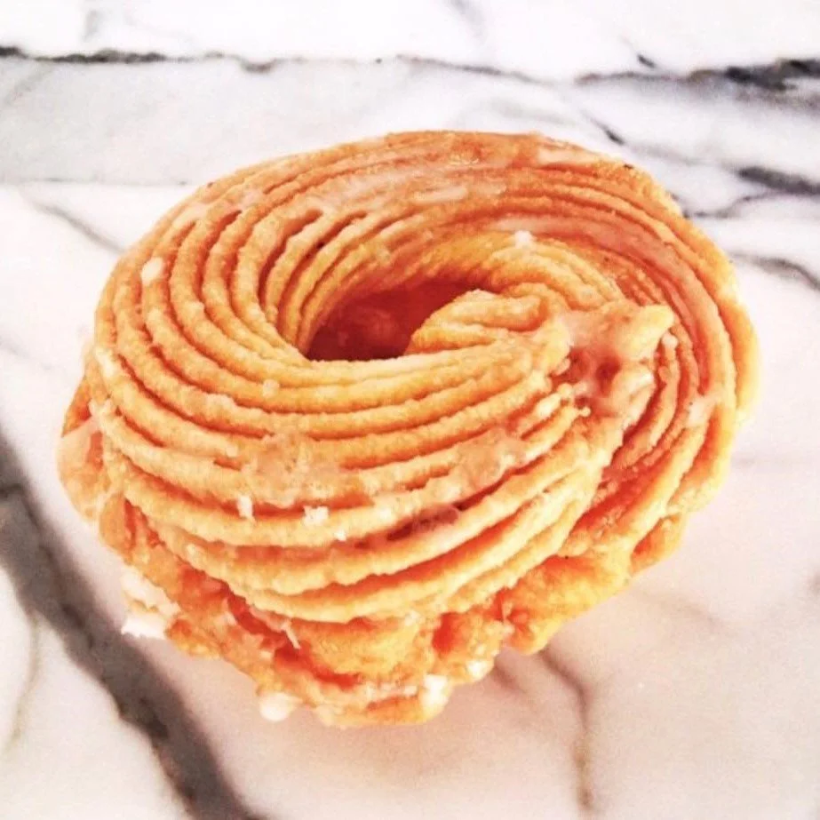Donut Pub - Cruller