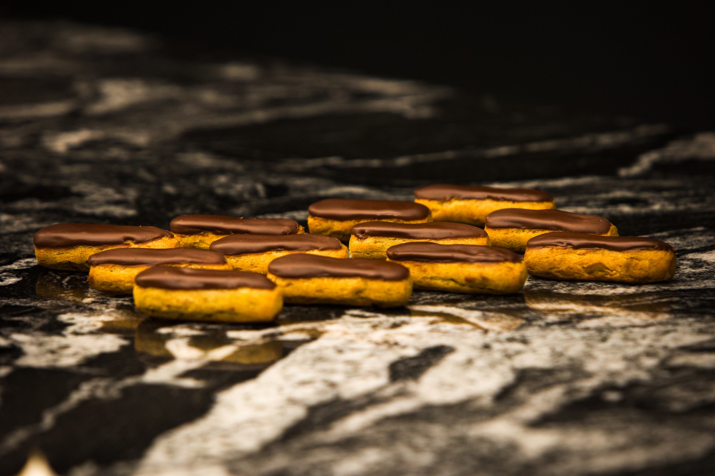 Mini Eclair.jpg