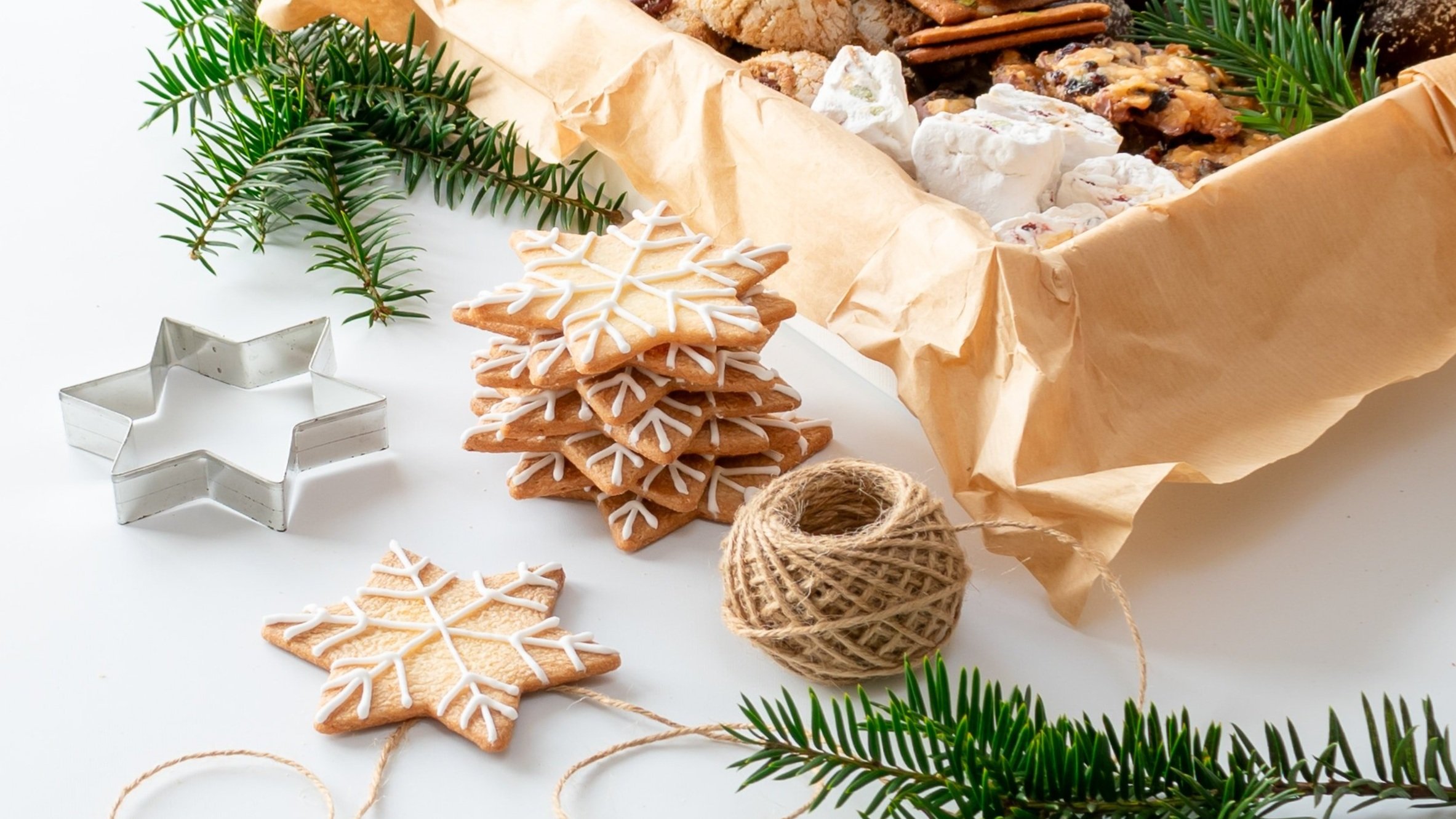 4 Simple Ways to Feel Great Throughout the Holiday Season
