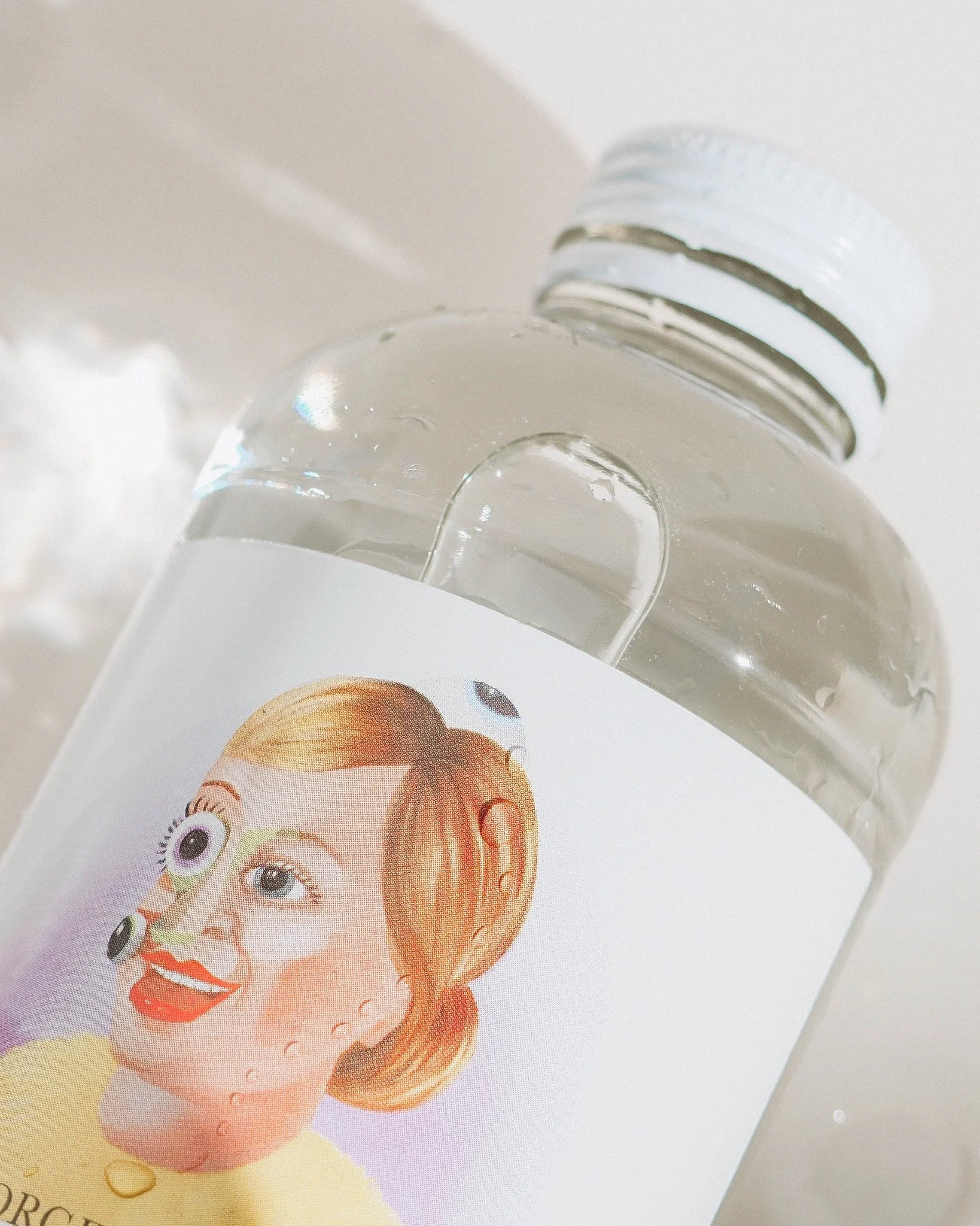 Art meets hydration.

Our limited edition Monacqua x George Condo bottles bring creativity to the everyday ritual of water. Pure, sustainable hydration wrapped in bold design &mdash; available only for a short time.

#monacqua #ecofriendly #saveouroc