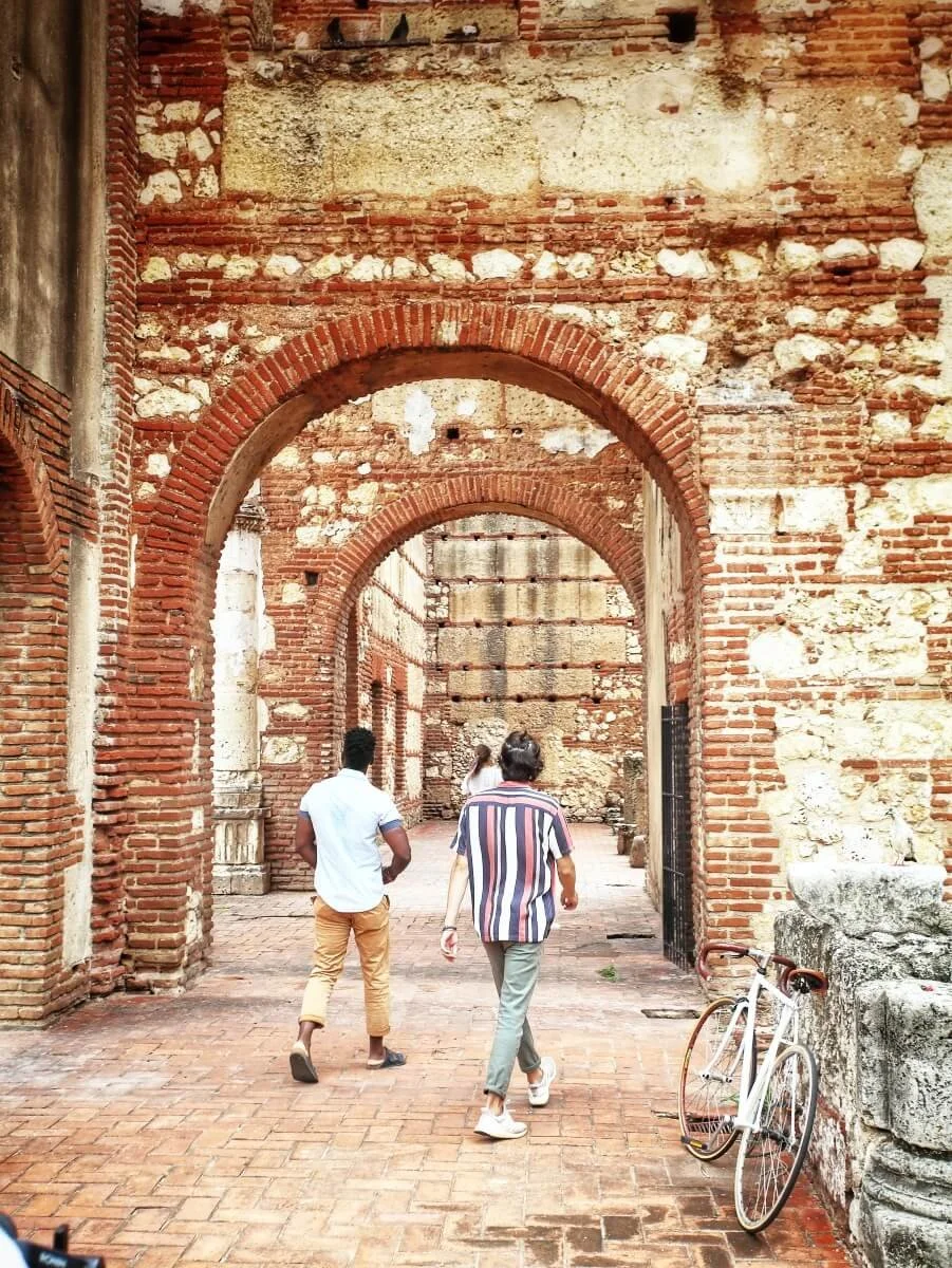 FIXIE main inner patio