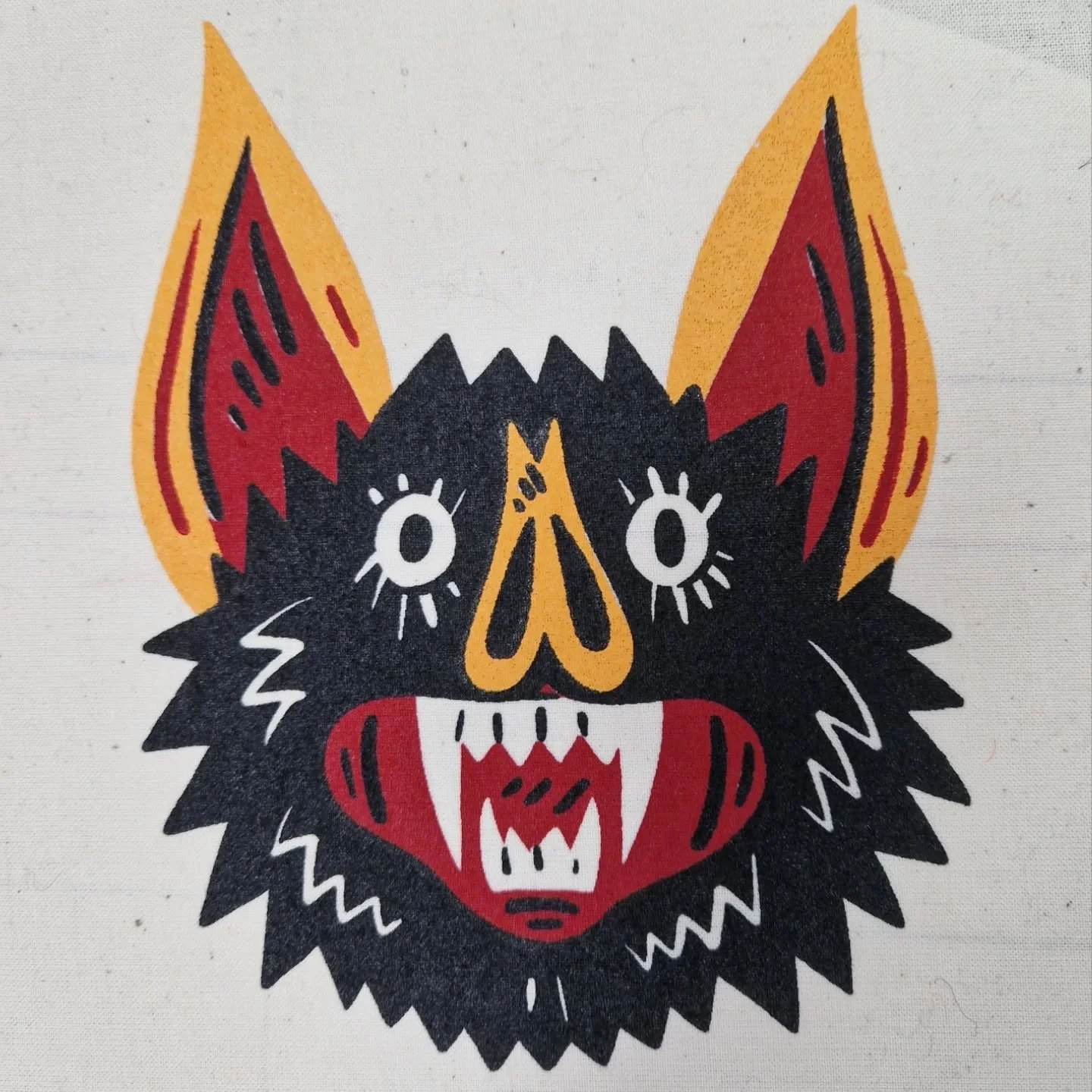 A new batch of patches printed for @mirandab.wares 
#bat #patch #screenprints