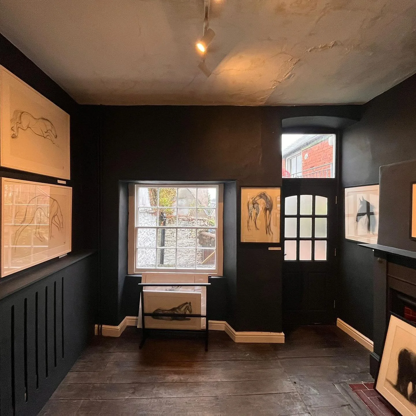 Thank you to all of the magic people that visited my show last week and for all of the wonderful team of friends and family who helped and supported and battled mad weather to be there. Huge thanks also to the very creative and talented @thechairhay 