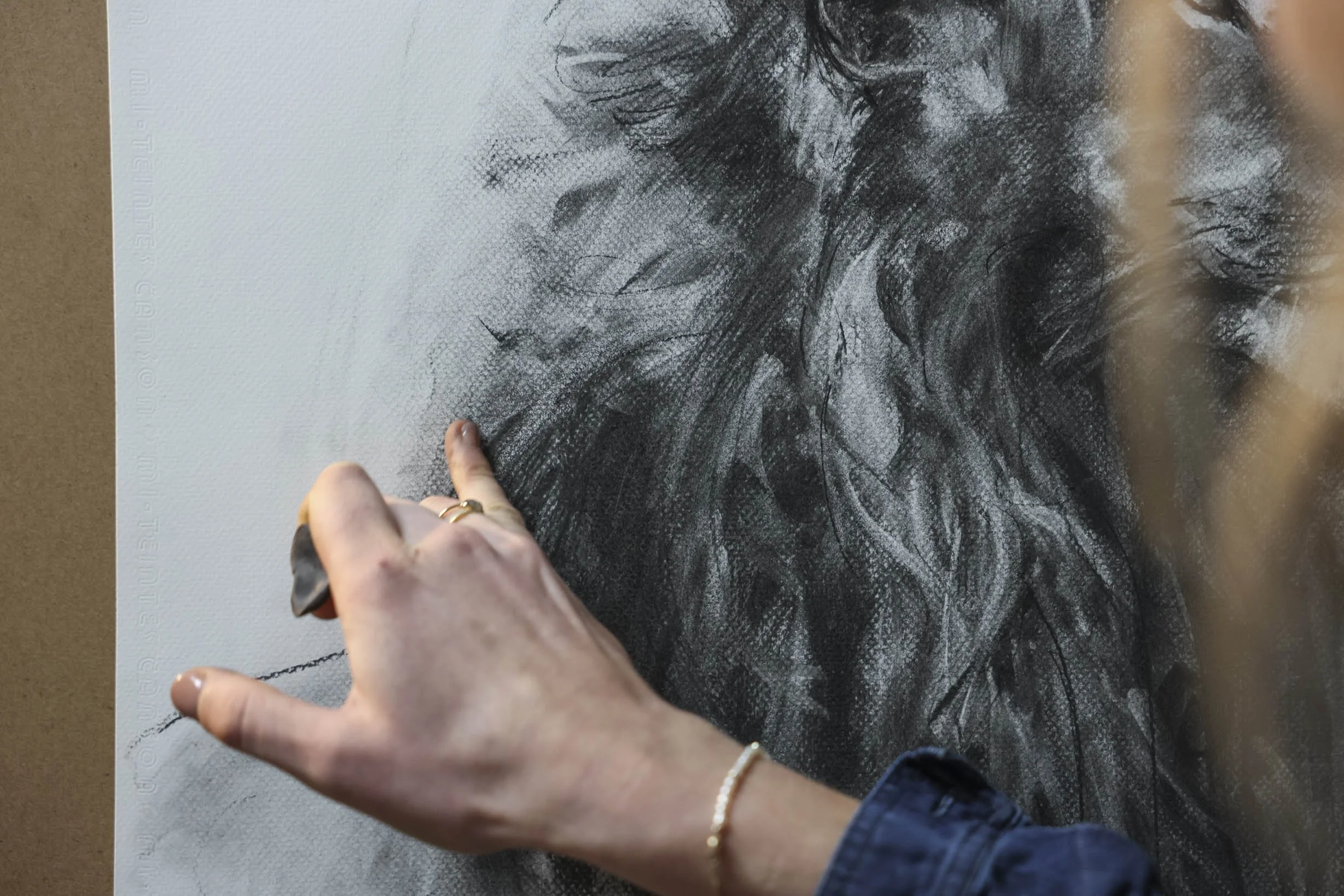 polly-james-artist-hands-A5540.jpg