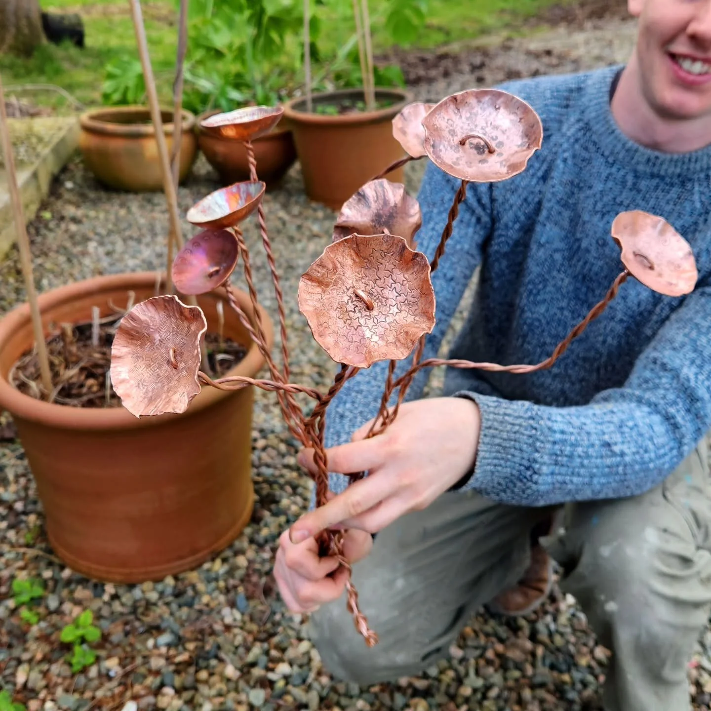 Our first Creative Coppersmithing session of the year and everyone was in an adventurous mood! Our new friends came away with sculptural bouquets for their gardens and we were very impressed with the outcome 🤩 

#coppersmithingni #handmadeornament #