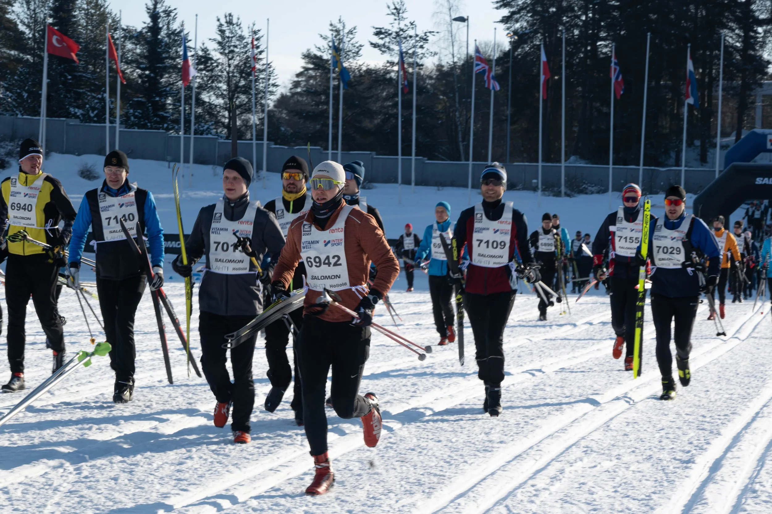 Finlandia-hiihto freestyle competitions were skied on Sunday in fine, sunny, frosty weather
