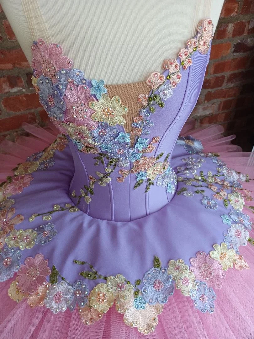 tutulilac closeup.jpg