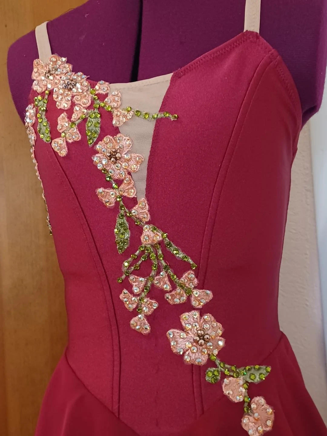 BALLETDRESS FRONT CLOSEUP.jpg