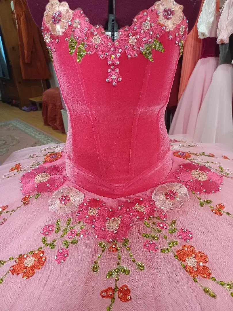 pinktutufrontcloseup.jpg