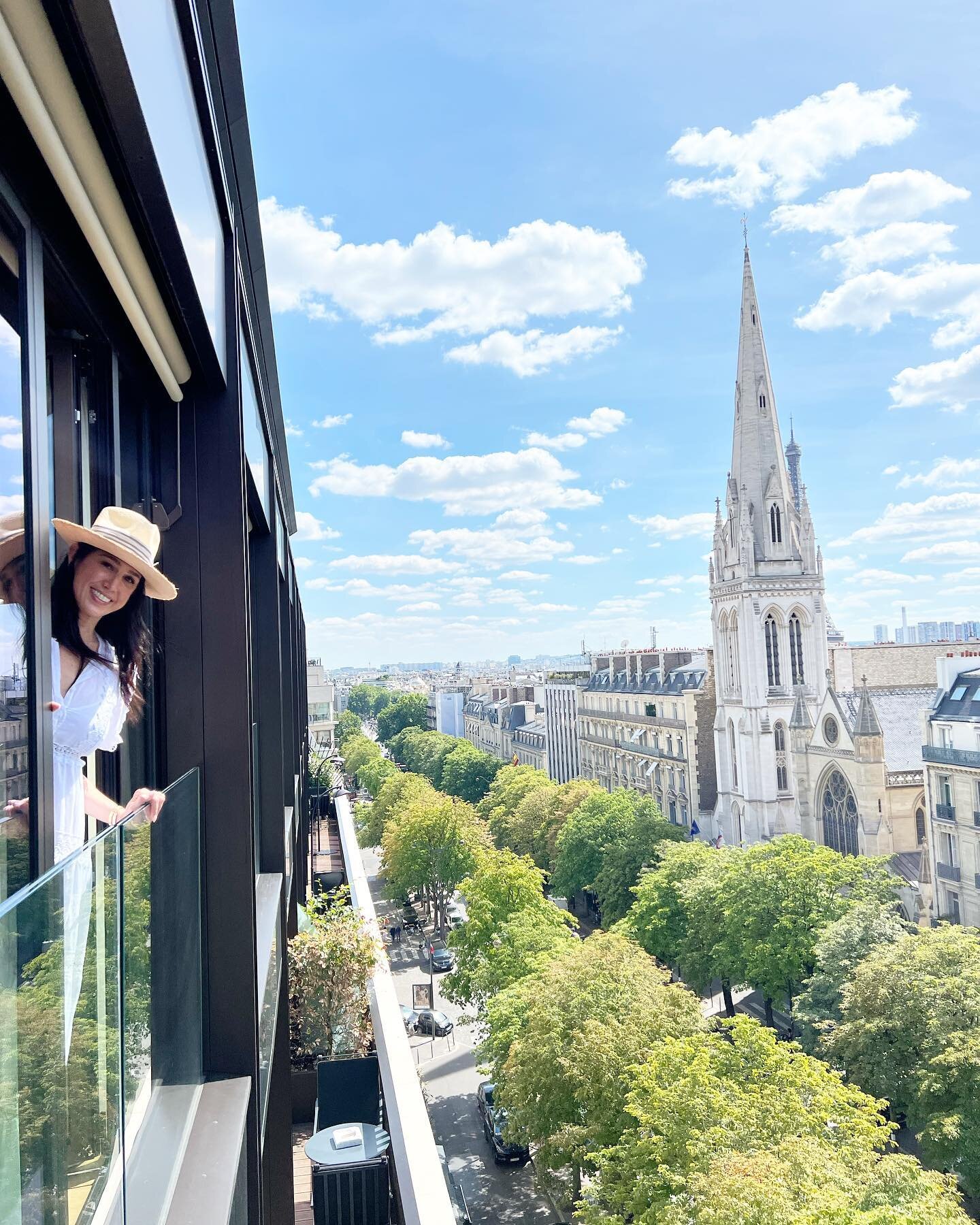 Oh hello PARIS&hellip;..always happy to be here and the last few days did not disappoint. Lots of wandering, eating, taking in the views and enjoying the incredible weather. PARIS is always a good idea! 💙🤍&hearts;️ 📸 @erinapindar