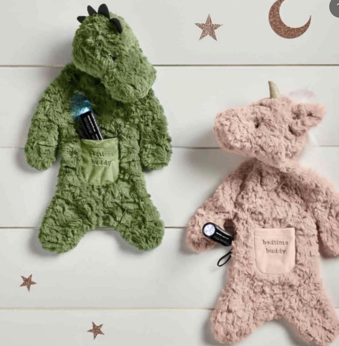 All kiddos need a bedtime buddy..💤🤍
These come with a pocket flashlight to make sure they&rsquo;re never scared of the dark! 🔦