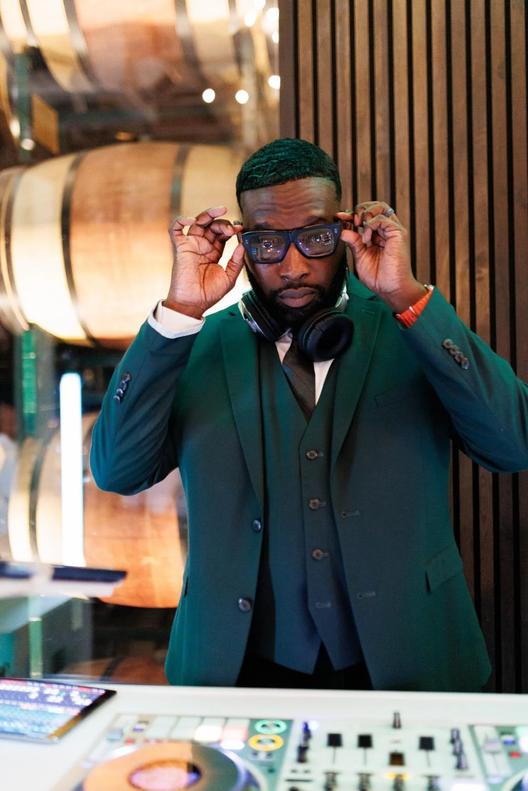 “NYC Wedding DJ & MC DJ Jon Blak providing professional DJ services in New York for weddings, corporate events, and sports events.”