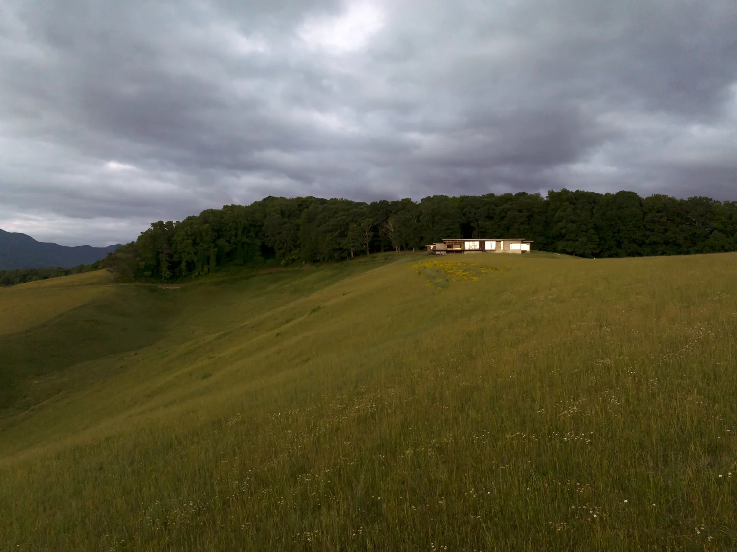 Meadow House | Sustainable Design — Harding Huebner Architects ...