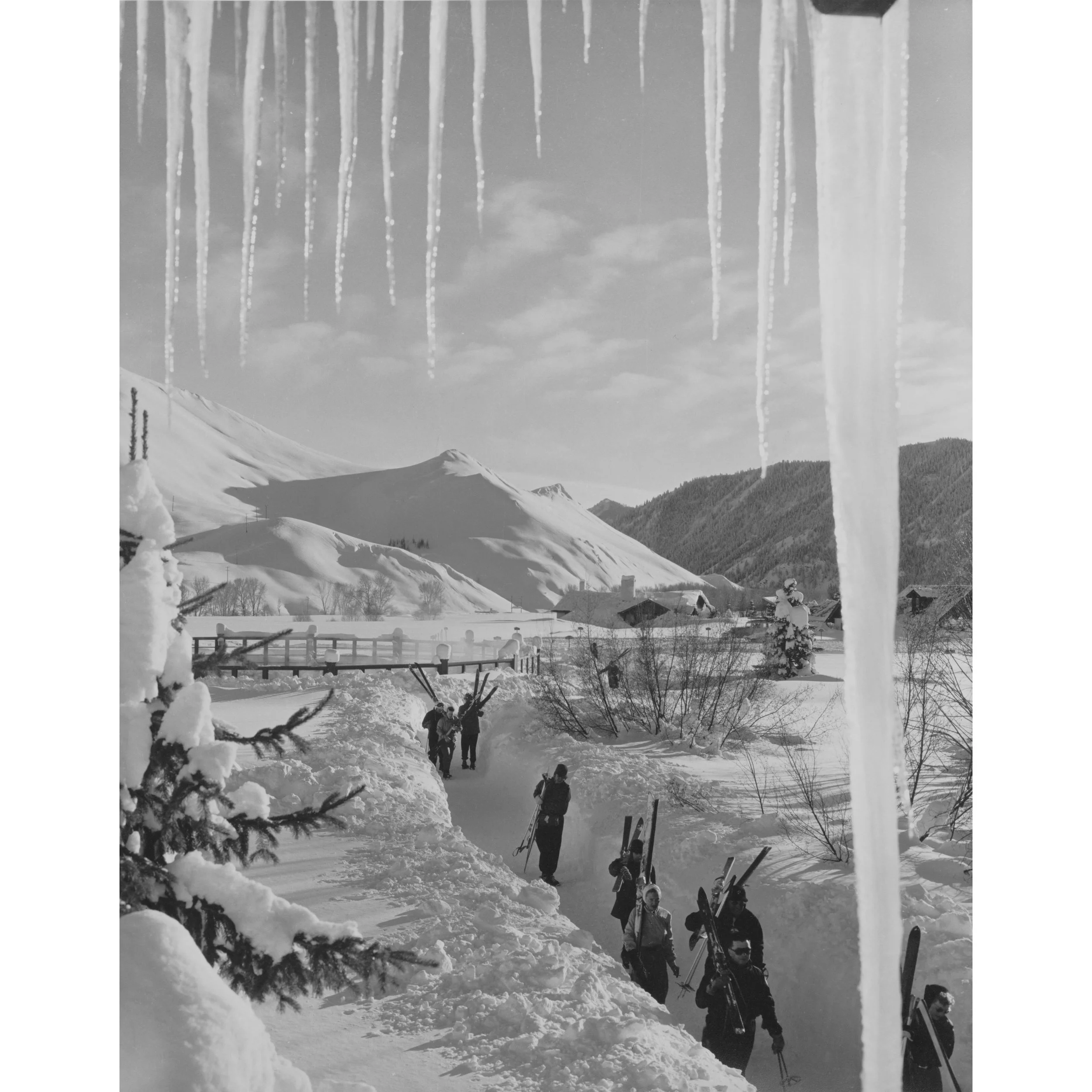 Icicles, tunnels Squarespace.jpg