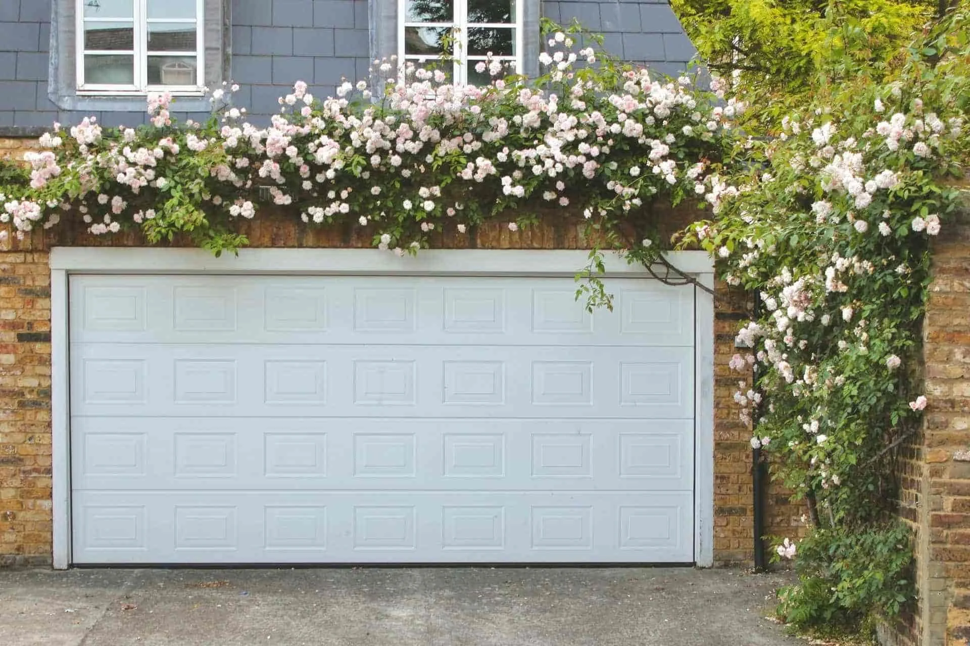 Insulated Garage Doors vs. Non-Insulated