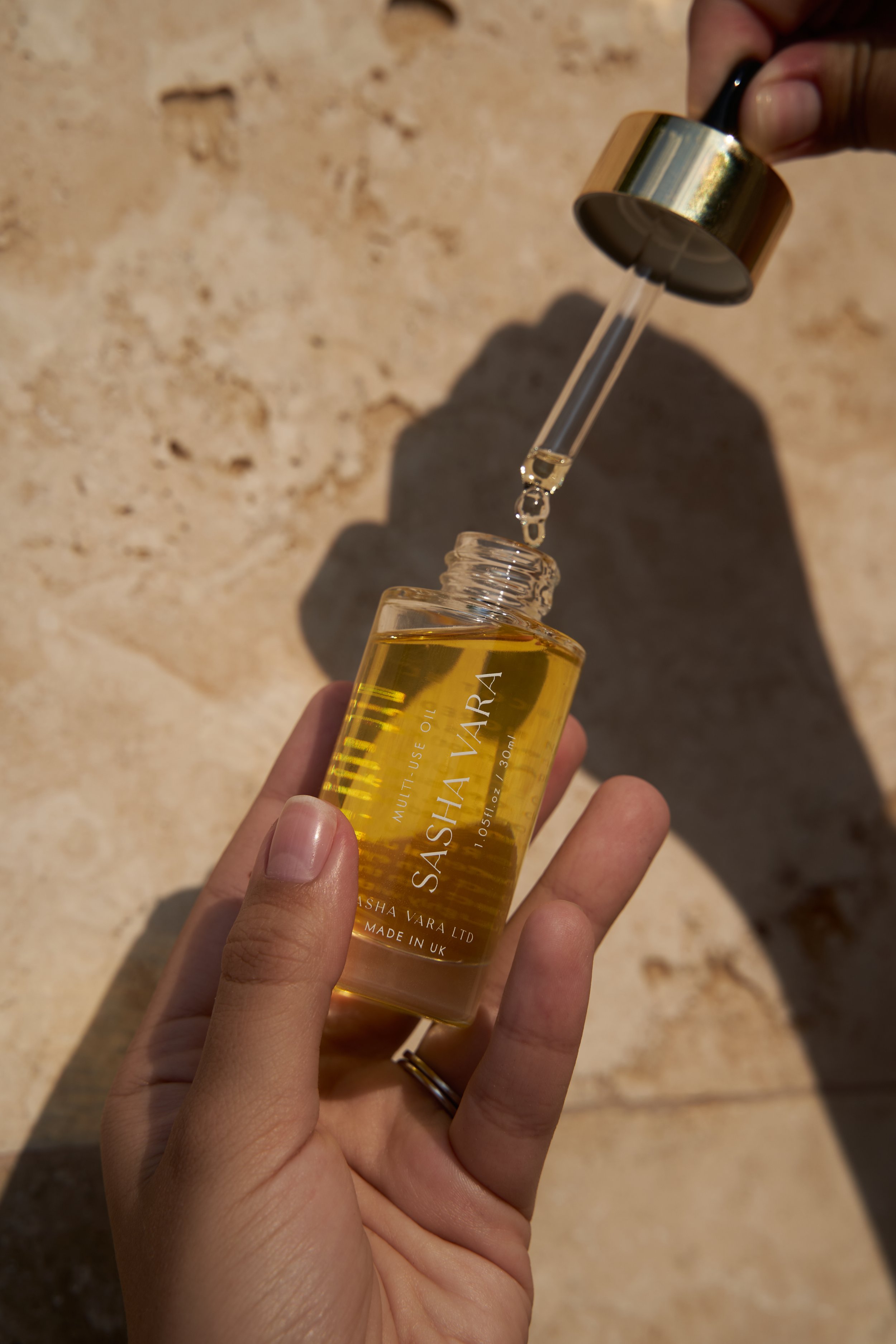 SashaVara_FaceOil_367.jpg