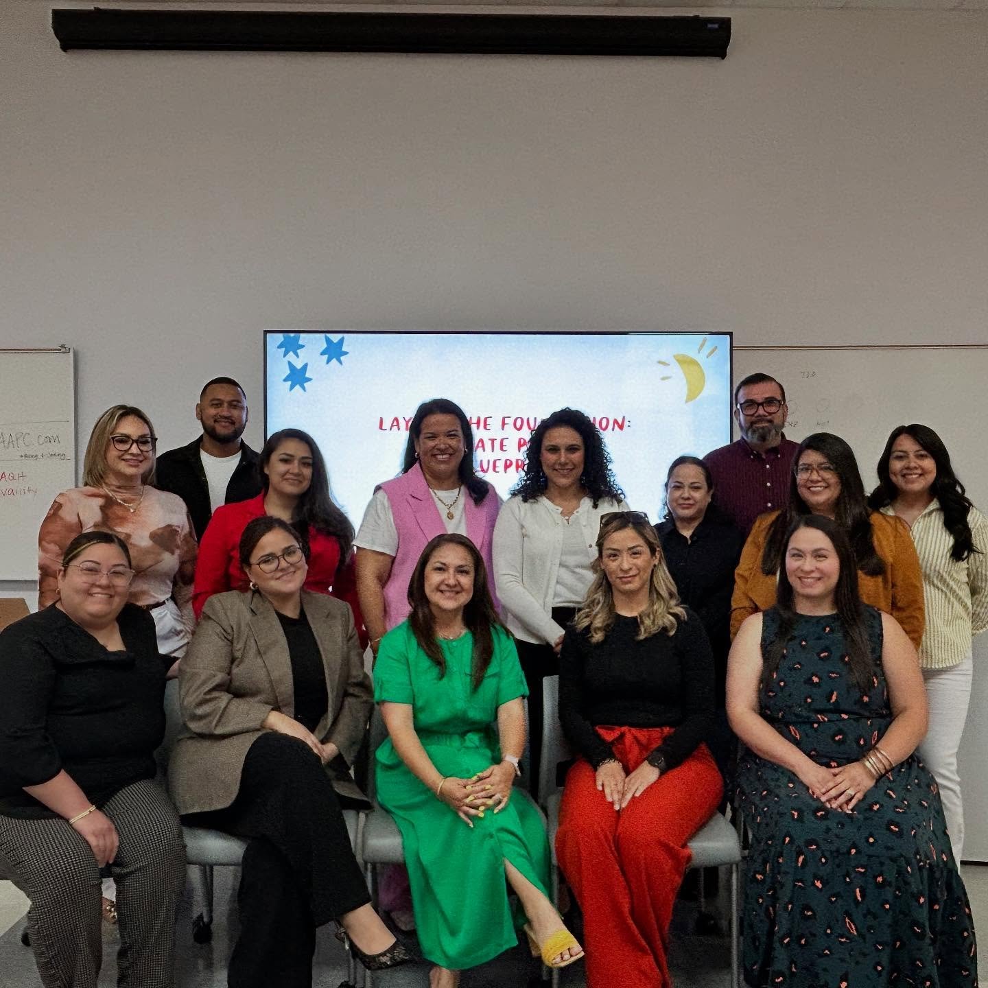 🚨 TEXAS THERAPISTS ON THE RISE 🚨 

Empowering others to build their dreams and exercise their vision is a reminder that we rise higher when we lift each other up.

Today, I cohosted a workshop for therapists ready to step into private practice&mdas