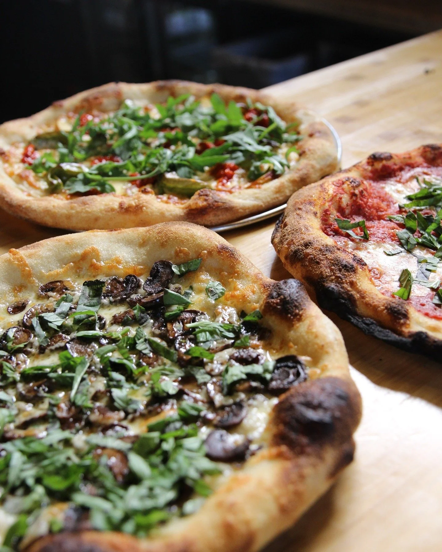 $2 OFF ALL pies during Happy Hour 🍕&darr;

Sun - Thurs: 4 - 6PM 
Fri - Sat: 8 - 10PM