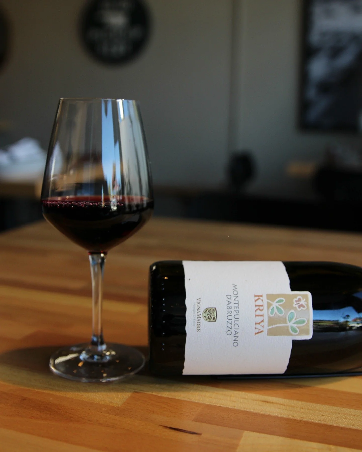 perfect mid-week treat, wine 🍷

Enjoy 1/2 off all bottles every wednesday