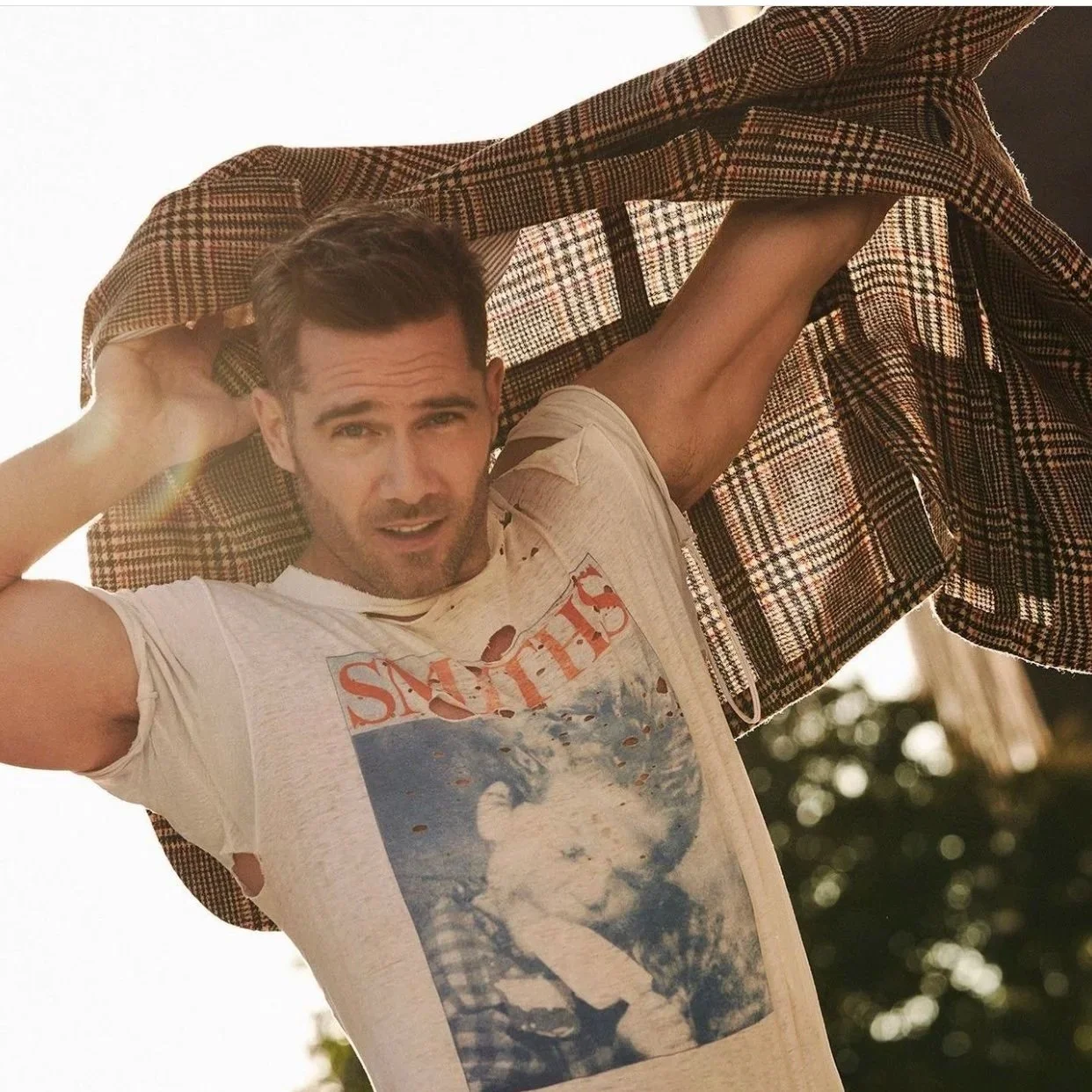 Out Magazine : Luke Macfarlane