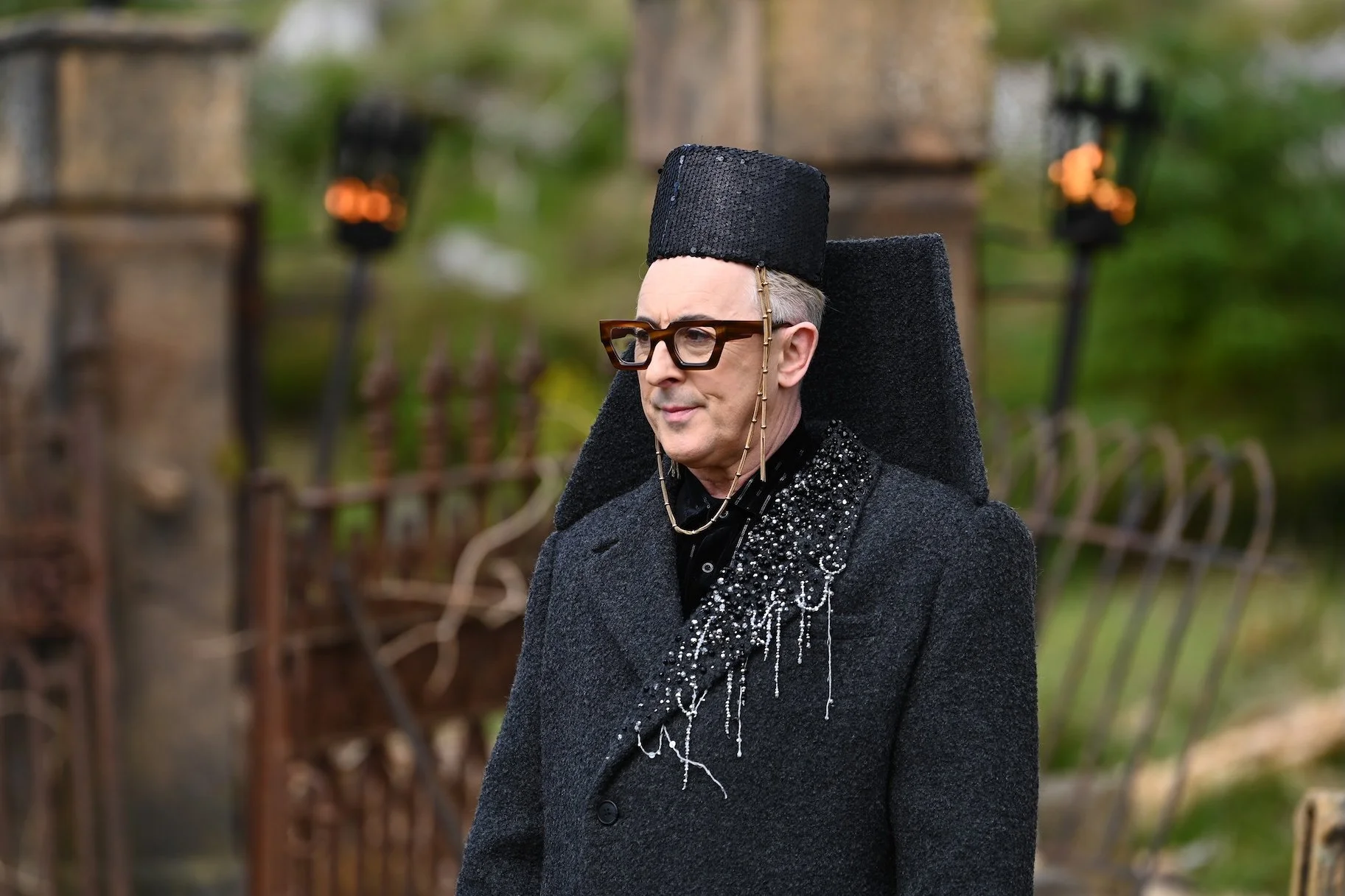 Traitors S4 : "Death Bed" Concept and Costume Design