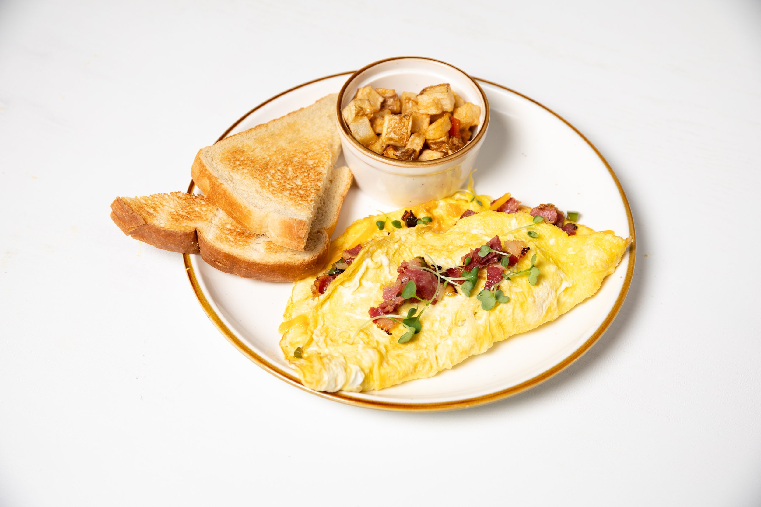 western-omelette-breakfast-pineapple-sol-cary-nc.jpg