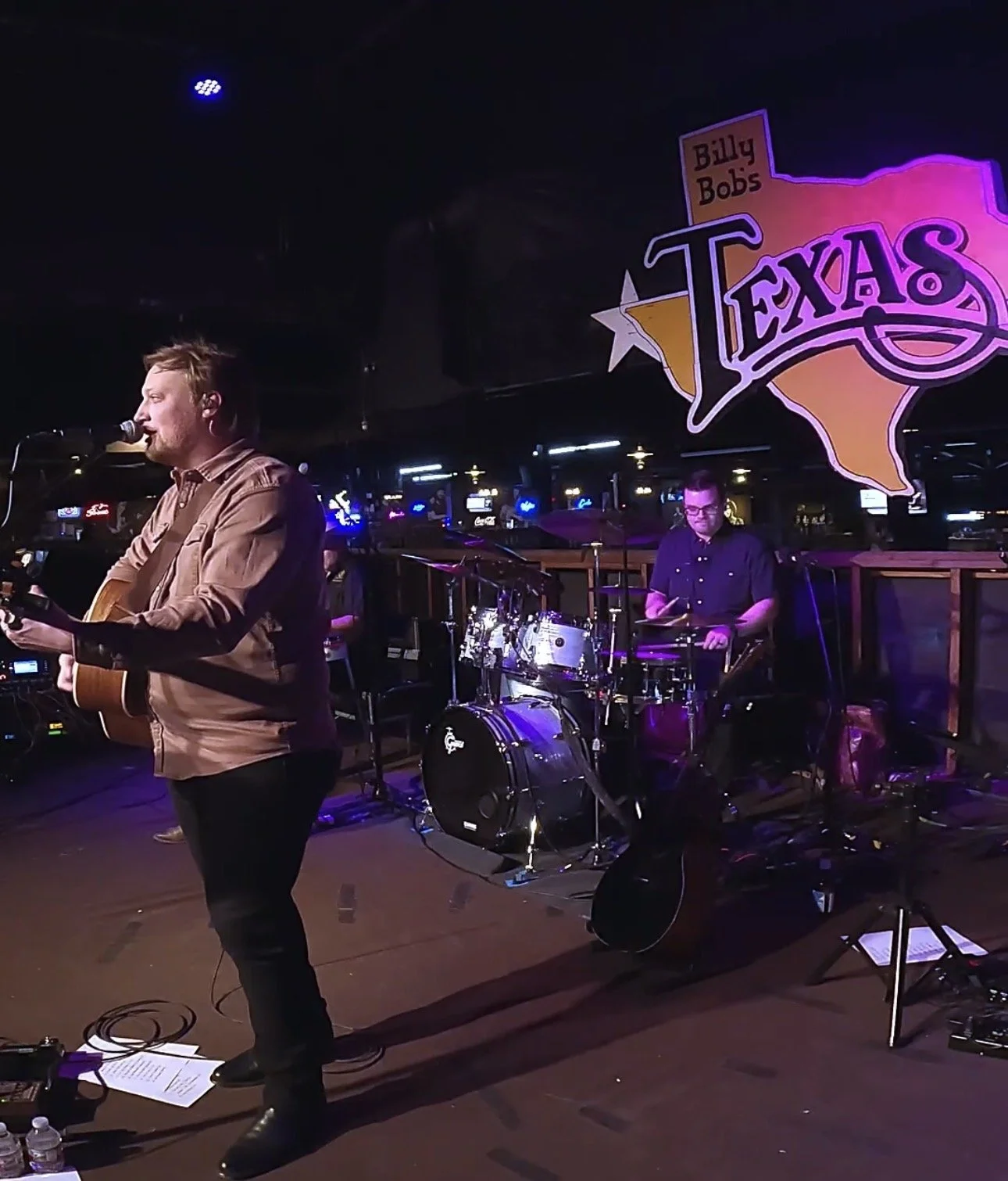 Dallas–Fort Worth’s top choice for high‑energy 90s country music!