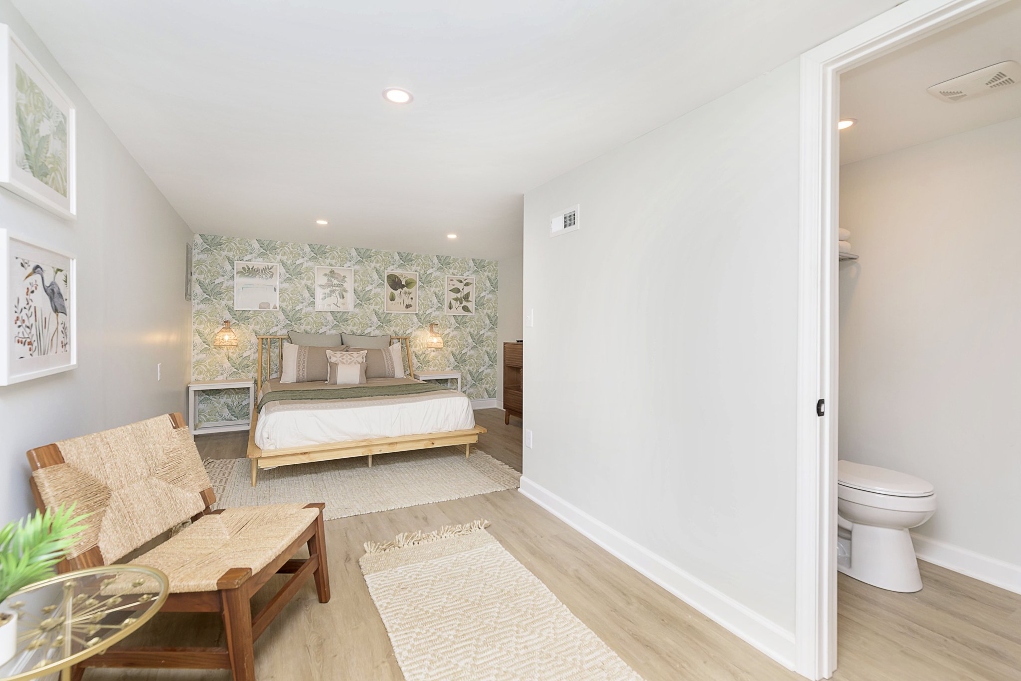 16_Primary Bedroom.jpg