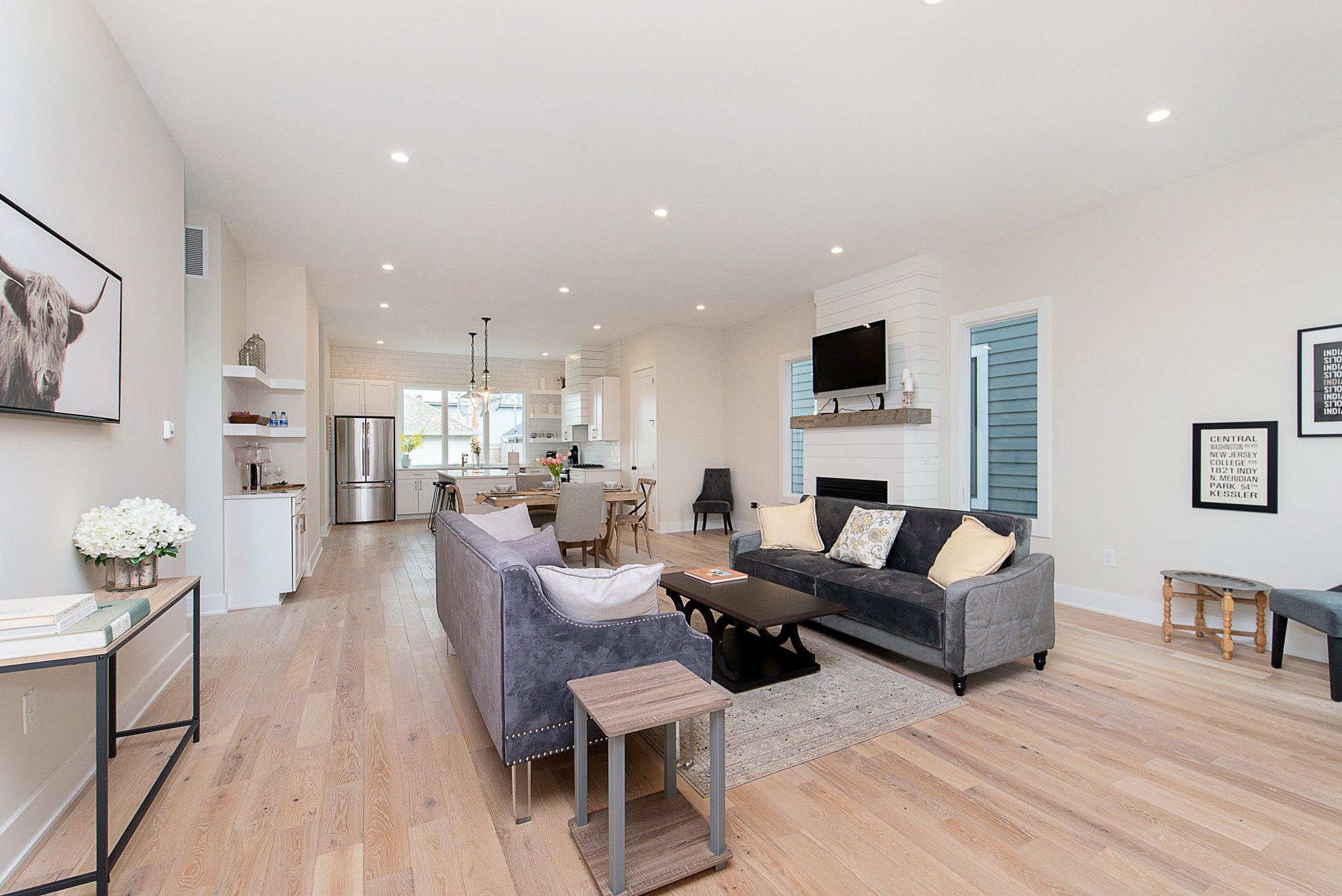 06_Living Room.jpg
