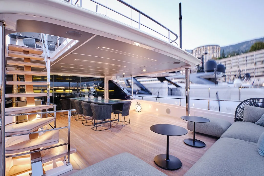 Custom Line Navetta 37 - Sokny