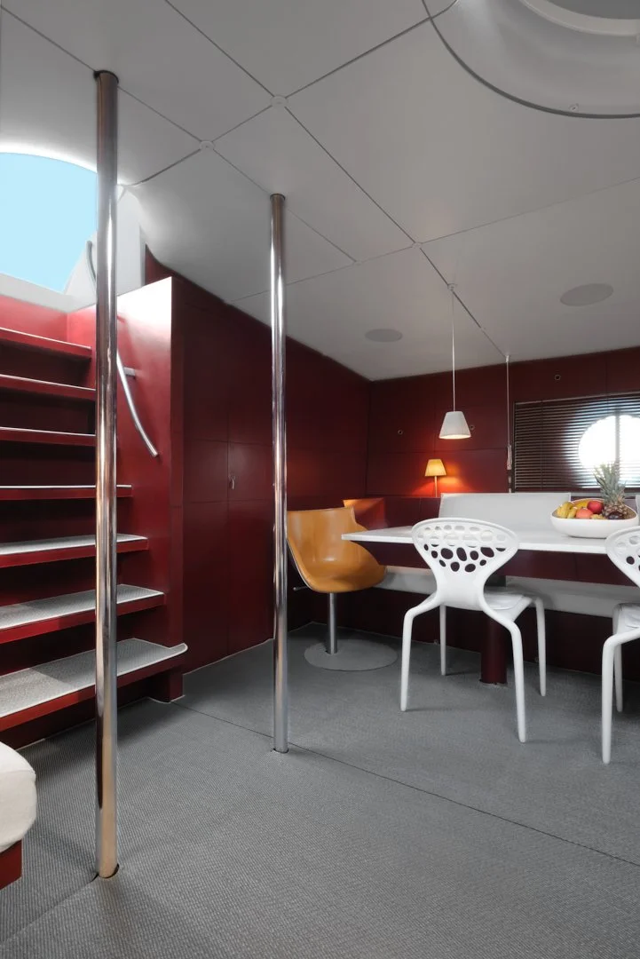built by Tencara - interior by Philippe Starck - S/Y Virtuelle