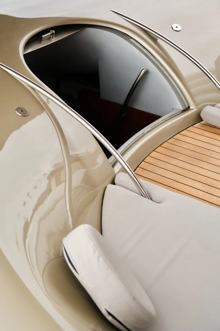 built by Tencara - design by Philippe Starck, Andrea Vallicelli - S/Y Virtuelle