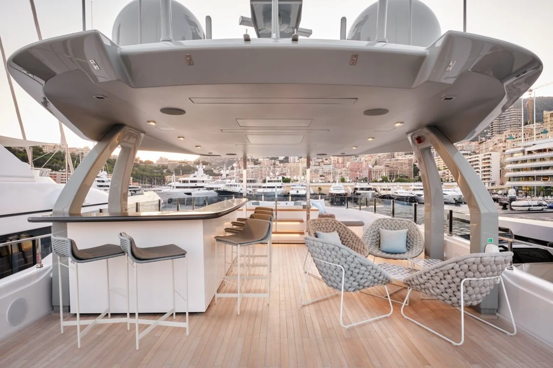 Custom Line Navetta 37 - Sokny