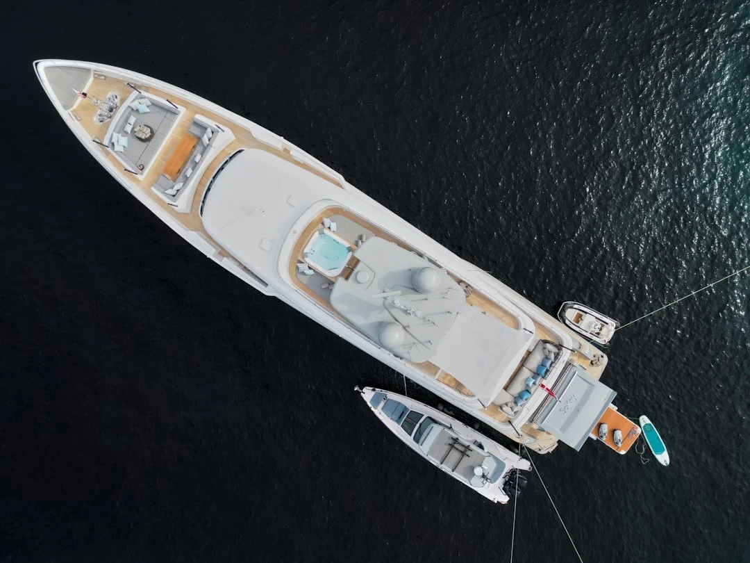 Custom Line Navetta 37 - Sokny