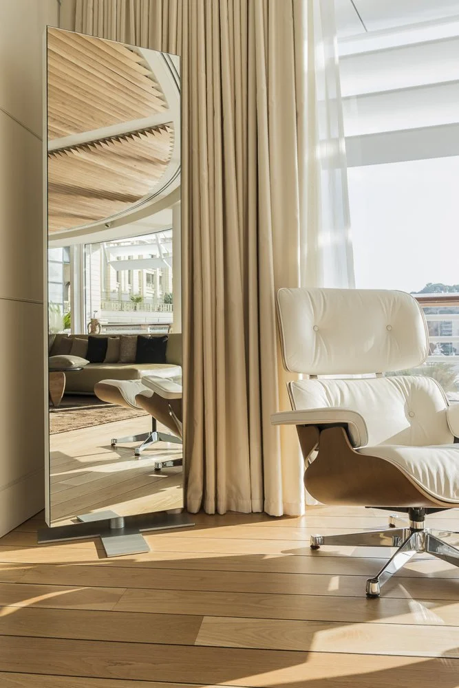 Yachtclub de Monaco design by Lord Norman Foster