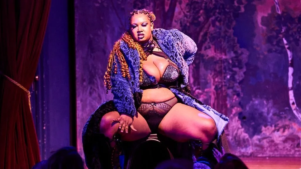 Dracona's Widow Burlesque Act Development Grad