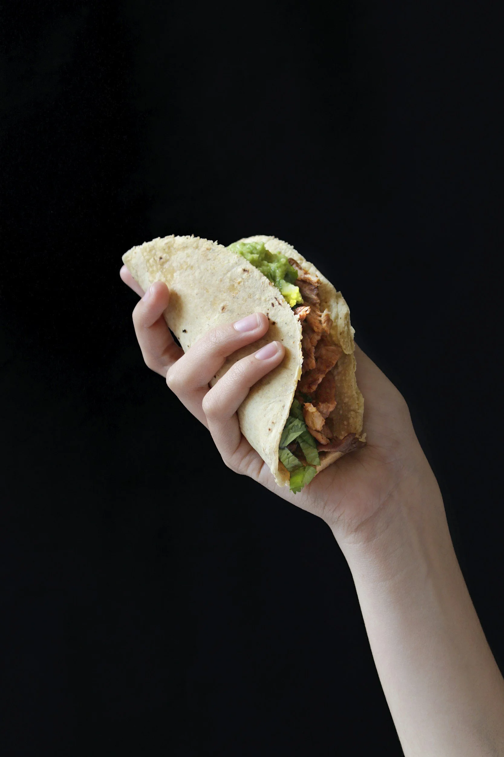 De recetas familiares a éxito empresarial: la historia de Flying Pig Tacos en Cleveland