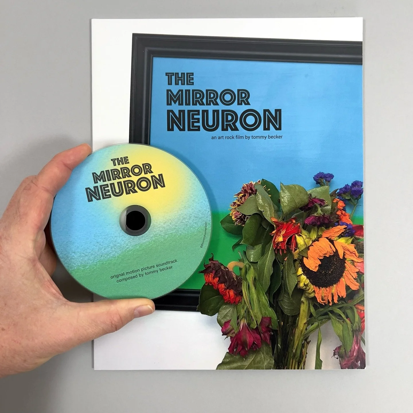 Thanks to everyone who grabbed a publication this year on my website or at an event! Several copies of The Mirror Neuron still available. 36 pages with introduction by David Finkelstein. Printed QR code gives access to full streamable film online. 

