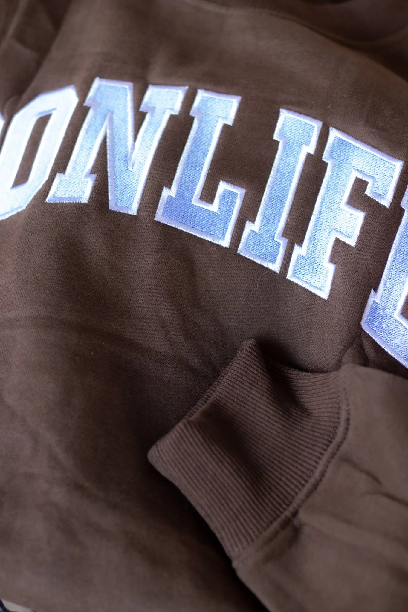 sweatshirt-21.jpg